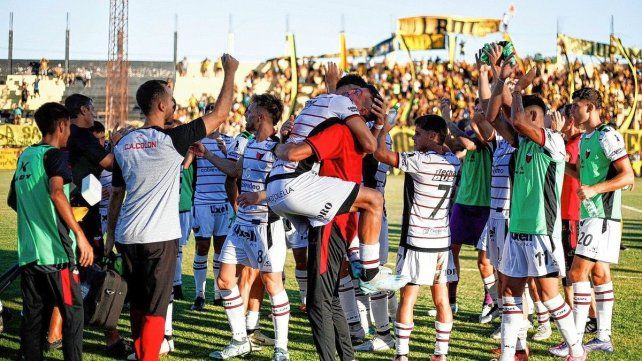 Pereyra, tras la victoria de Colón: Jugamos un muy buen partido, en lo actitudinal, 10 puntos Pereyra, tras la victoria de Colón: Jugamos un muy buen partido, en lo actitudinal, 10 puntos