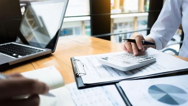 Siete de cada diez argentinos ya usan IA o quieren incorporarla para manejar sus finanzas