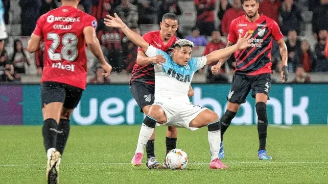 Racing Club recibe a Athletico Paranaense con la ilusión de dar vuelta la serie.