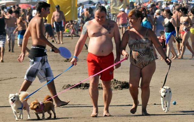 Las playas de la costa atlántica siguen siendo las más visitadas por los bonaerenses.