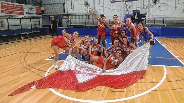 Las chicas de Santa Rosa sumaron un buen triunfo ante Atalaya y acarician la final de la Liga Provincial Femenina.