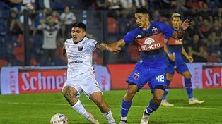 En cuatro de los cinco partidos que jugó, Colón tuvo menos la pelota que su rival.