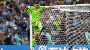 El Dibu vuelve luego de cumplir su sanción por su accionar en la caída ante Colombia.