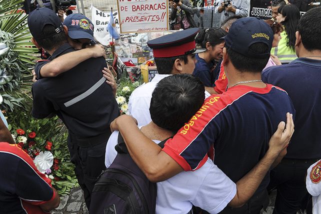 En el incendio intencional el depósito de Barracas