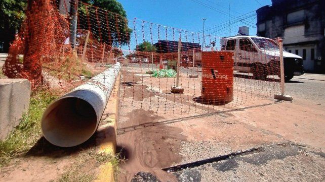 Paraná: una nueva cañería mejorará el abastecimiento en barrios del oeste.