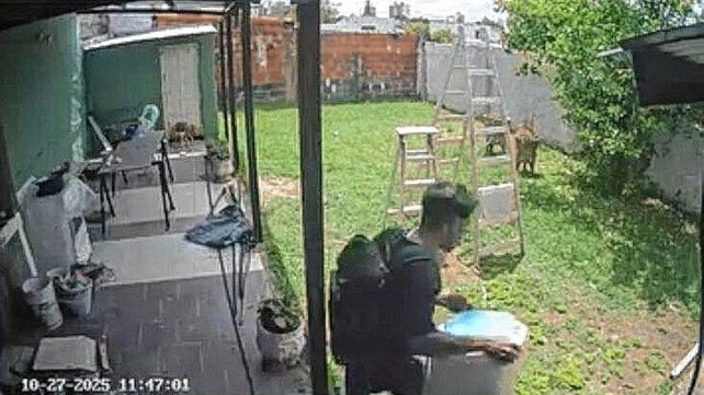 Paraná: lo filmaron robando un secarropas en barrio El Sol y terminó detenido.