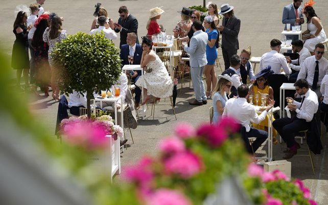Royal Ascot, las carreras hípicas que se mezclan con el glamour de los royals británicos