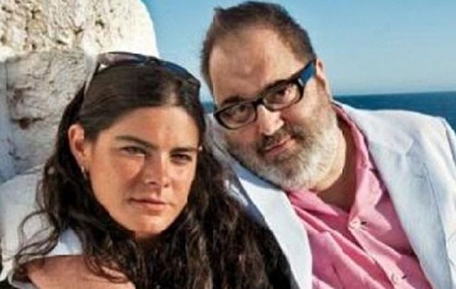 Jorge Lanata contrajo matrimonio, en secreto, con Sara Stewart Brown en el 2011. Fueron pareja durante 19 años.