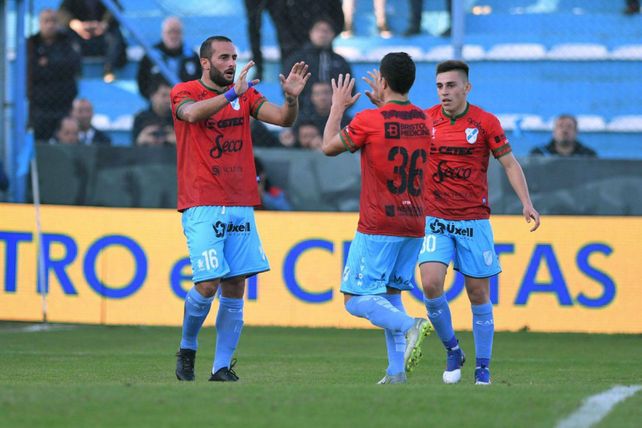 Avanzado. Mauro Guevgeozián tuvo un gran torneo en Temperley.