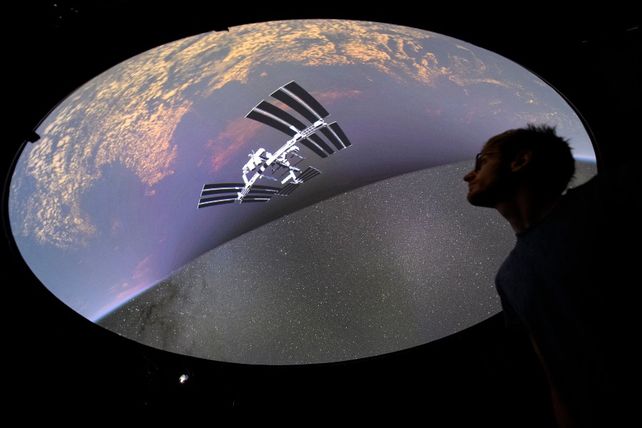 Lanzan en Europa un programa de realidad virtual para navegar por el espacio