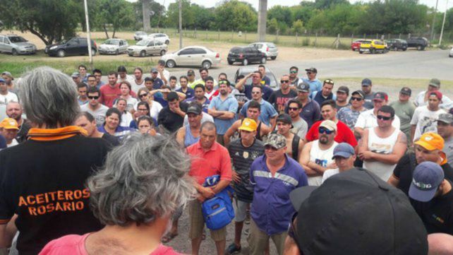 El sindicato de Aceiteros de Rosario se manifiesta ante un nuevo traspié.