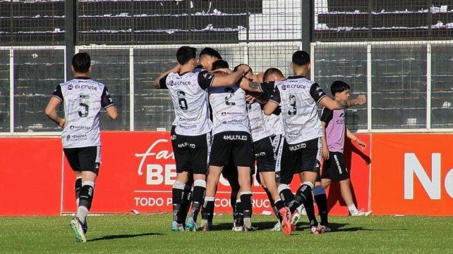Gimnasia (M) y Deportivo Madryn, dueños de los grupos en la Primera Nacional
