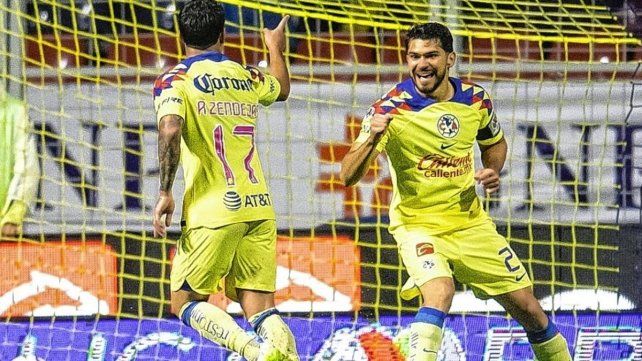 América de México vapuleó a Pachuca para seguir como líder en México.