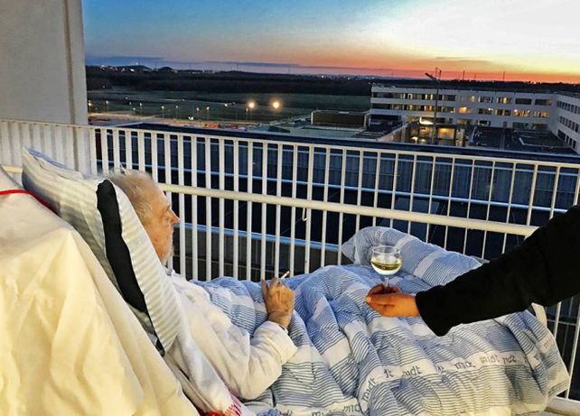Un hospital cumple el último deseo de un abuelo