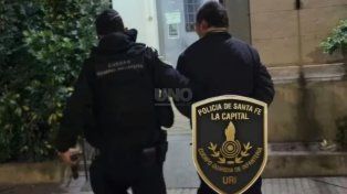 Atacaron a la Policía durante los festejos por el subcampeonato mundial: un oficial herido y tres aprehendidos