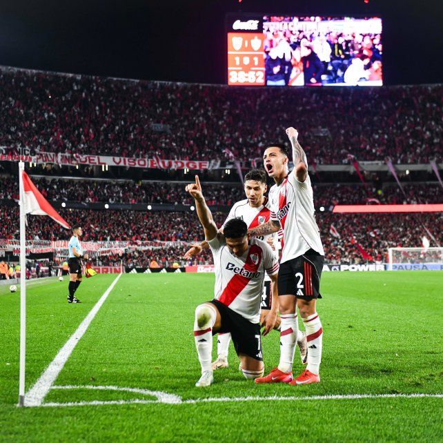 Maxi Salas marcó su primer gol en River y festejó a lo Matador.