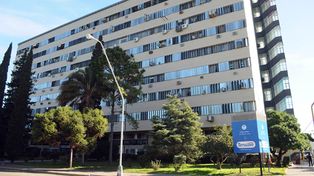 La provincia confirmó que depositó el dinero que debían cobrar docentes y asistentes