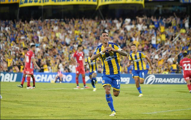 Ángel Di María convirtió también en la primera fecha, frente a Belgrano. Pero Central lo perdió en el final.