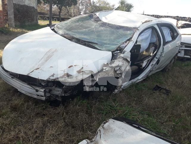 Siniestro. Así quedó el vehículo en el que circulaba el exdiputado provincial.&nbsp;