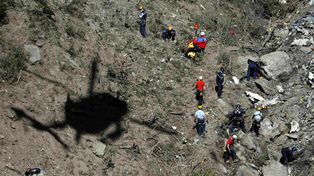 Tras la tragedia, las aerolíneas anuncian más normas de seguridad en cabina