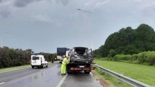 Despistó un auto que transitaba por la autopista Santa Fe - Rosario