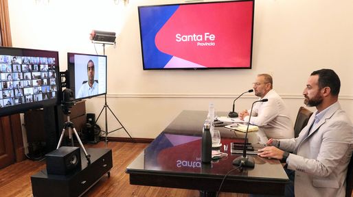 El gobierno reunió a jefes comunales para avanzar en extender los mandatos a cuatro años
