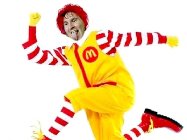 Las burlas por el traje de Messi