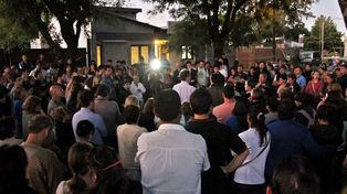 Por el brutal episodio se realizaron en Firmat movilizaciones en demanda de justicia. (Foto: Gentileza El Correo de Firmat).&nbsp;