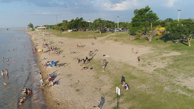 Intensifican la limpieza de playas y balnearios