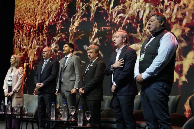 Meiller, Iraeta, Pullaro, Torres, Javkin y Schvartzman, en el acto de apertura.