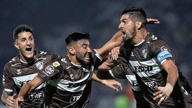 Platense festejó ante el Matador.