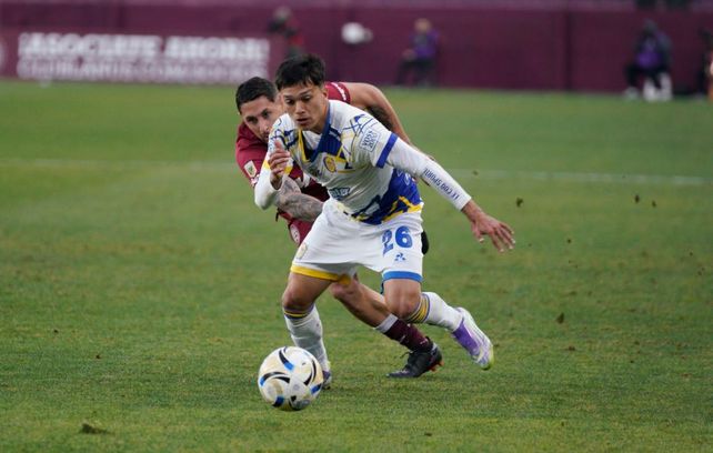 En el triunfo de Central ante Lanús, Cantizano ingresó por luego de que Santi López se lesionara.