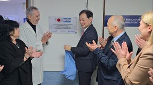 De vuelta en Rosario, el embajador de Japón donó equipamiento al Centenario