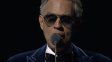 Andrea Bocelli cantó en el inicio del sorteo del Mundial 2026