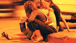 Siete de cada diez estudiantes secundarios consumieron alcohol en el último año