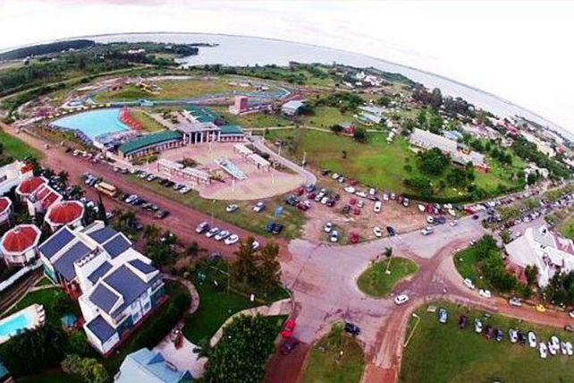 Bien arriba. Federación sigue a la vanguardia. En el centro de la vista