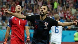 Croacia le ganó 2-1 a Islandia y lideró el Grupo D