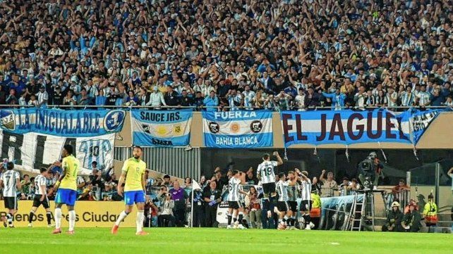 La FIFA le abrió un expediente a la AFA y la Selección Argentina podría jugar sin público ante Colombia