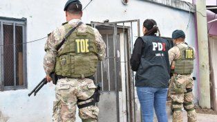 La Policía provincial realizó 51 procedimientos en los que además secuestró 749 dosis de cocaína y 184 de marihuana en el departamento La Capital.