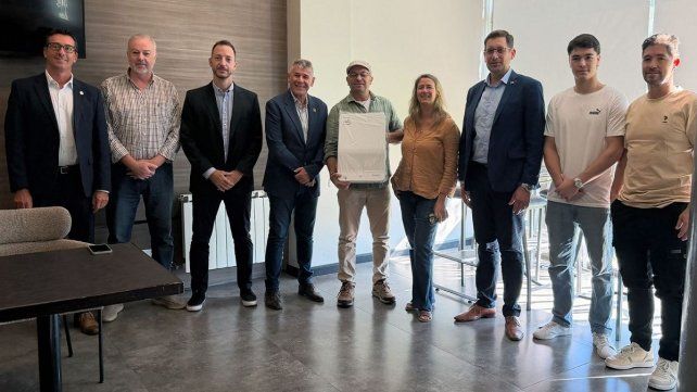 Enersa y el Gobierno de Entre Ríos amplían la red de cargadores para autos eléctricos.&nbsp;