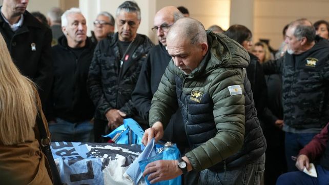 Exsoldados combatientes despidieron a Rubén Rada. Exsoldados combatientes despidieron a Rubén Rada.