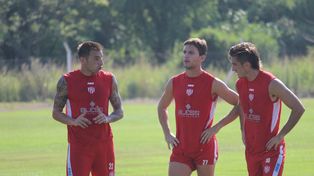 El Tate pone de lleno la cabeza en el Pincha