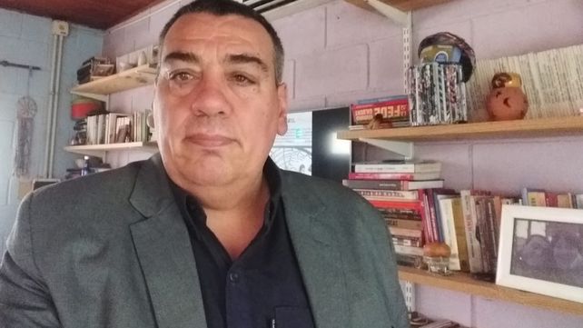 Cravero vive en Baigorria desde que nació y es un investigador de la historia y presente de su ciudad.
