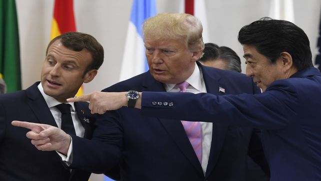 ¿Es para allá? Macron