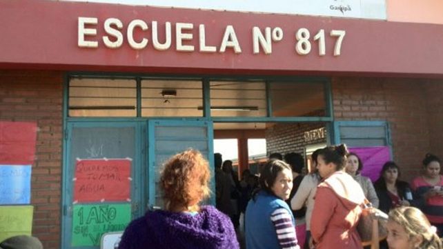 Torturaban a sus compañeritos de escuela y los sancionaron dejándolos sin recreo