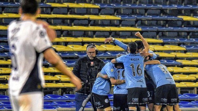 Belgrano venció a Independiente y se metió en cuartos de final de la Copa Argentina.