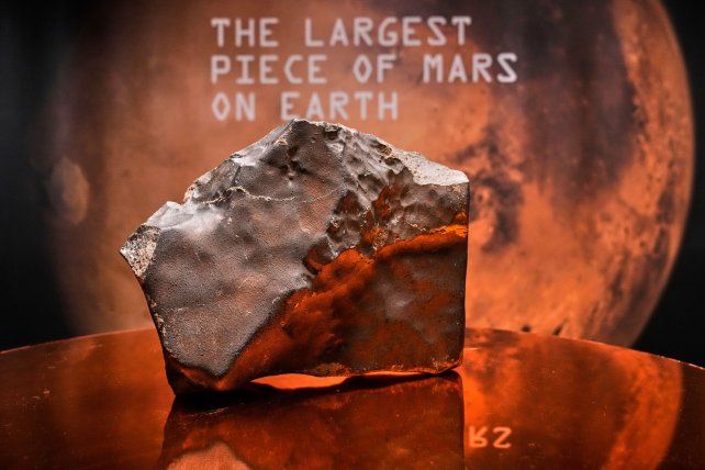 Un meteorito que cayó desde Marte fue subastado en 5,3 millones de dólares