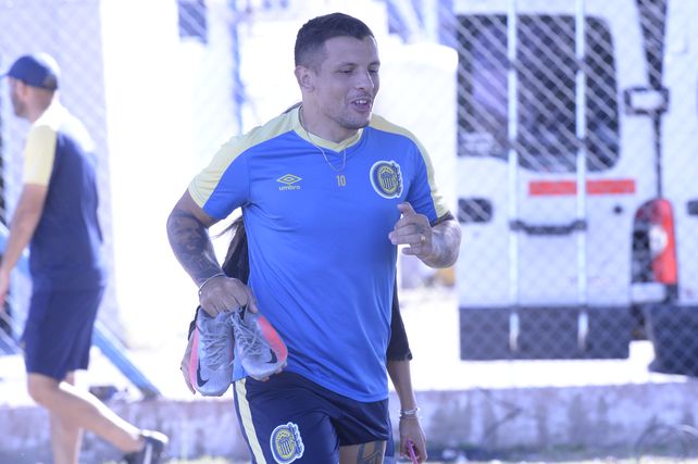 Emiliano Vecchio jugaría unos metros detrás del centrodelantero.