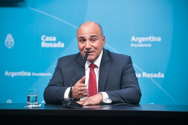 Manzur desmintió a  La Cámpora y dijo que el acuerdo con el FMI no está caído