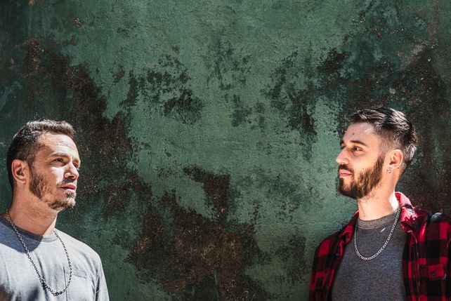 Lolo Luciani e Ismael Torres presentan el viernes canciones propias y ajenas en El Aserradero.